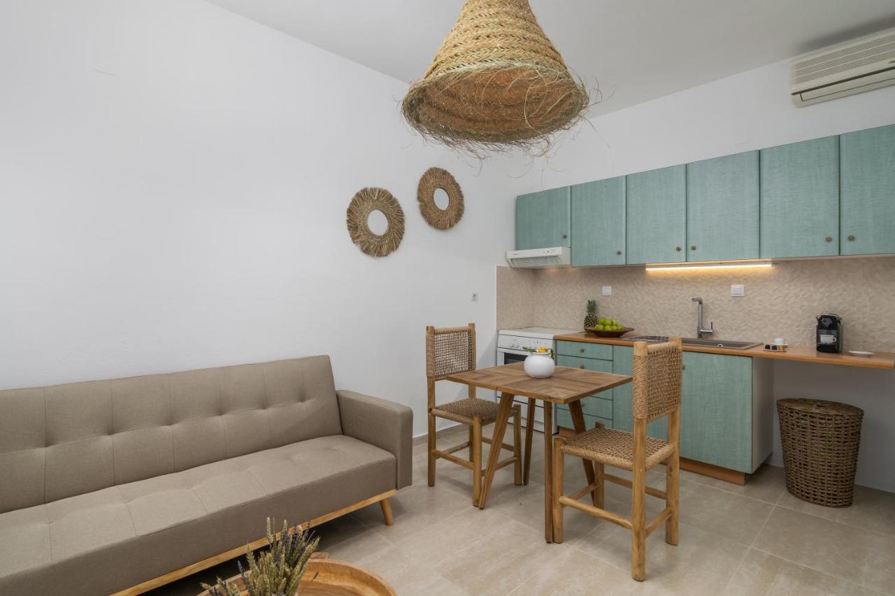 Kallia'S Suites Milos Adamantas Exterior photo