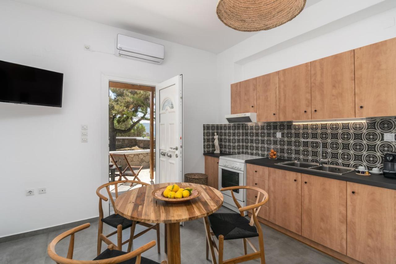 Kallia'S Suites Milos Adamantas Exterior photo