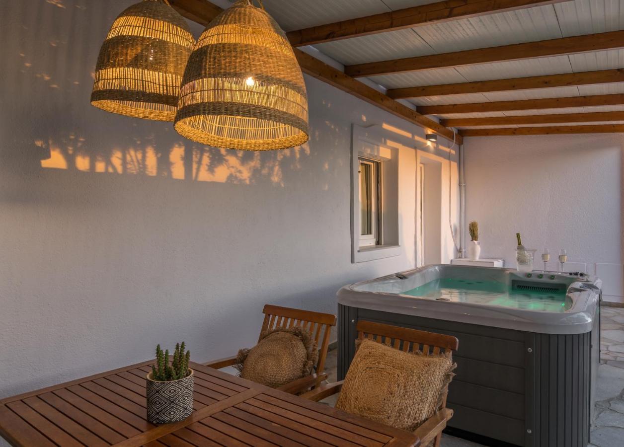 Kallia'S Suites Milos Adamantas Exterior photo